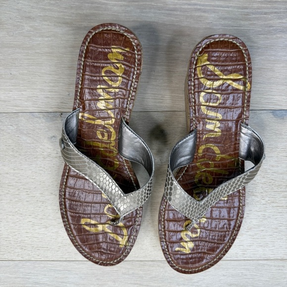 San Edelman Silver Wedge Sandals - Picture 4 of 7